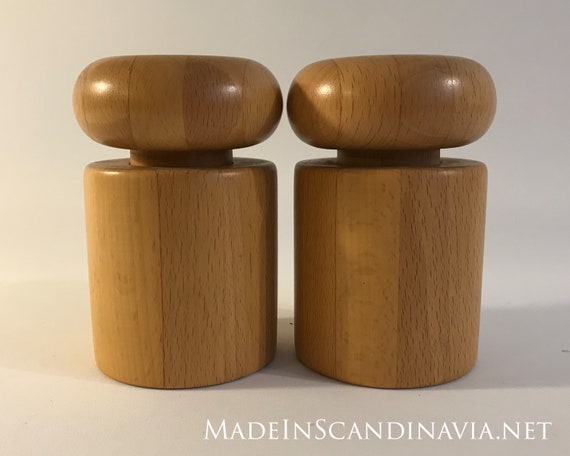Rare set of retro Nissen salt & pepper grinders