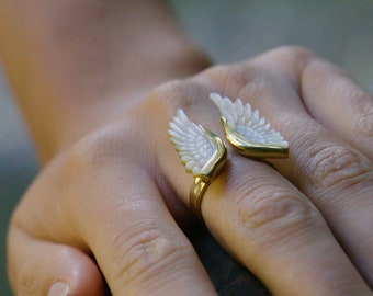 Angel Wings Ring, Mini Wing Ring, Golden Pearl with Brass, Boho Jewelry, Angel Ring, Symbolic Ring, Wedding Jewelry