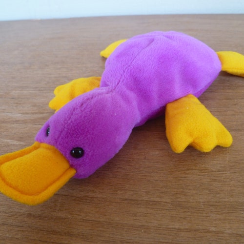 Vintage Plush Beanie Baby Platypus "Patti"  1993