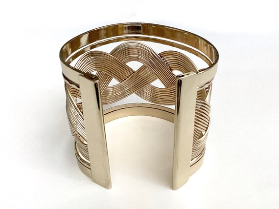 Mid century wide cuff bracelet gold, 80s vintage … - image 5