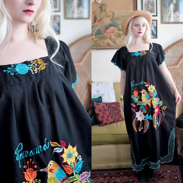 Vintage black cotton embroidered Panama folk souvenir dress caftan scalloped trim parrot floral embroidery beach coverup
