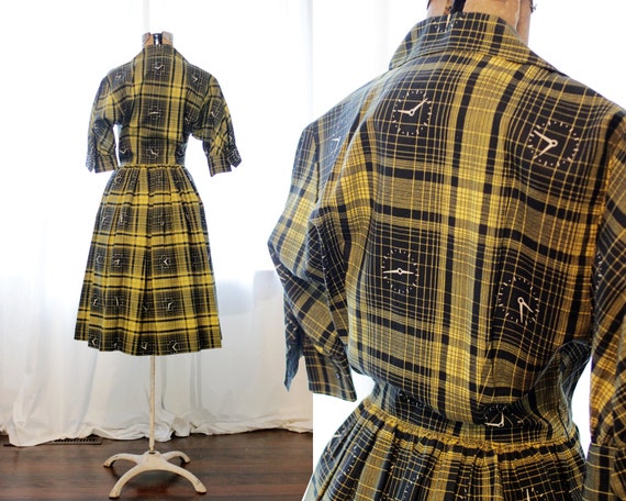 Vintage 1950s cotton novelty print yellow black p… - image 4