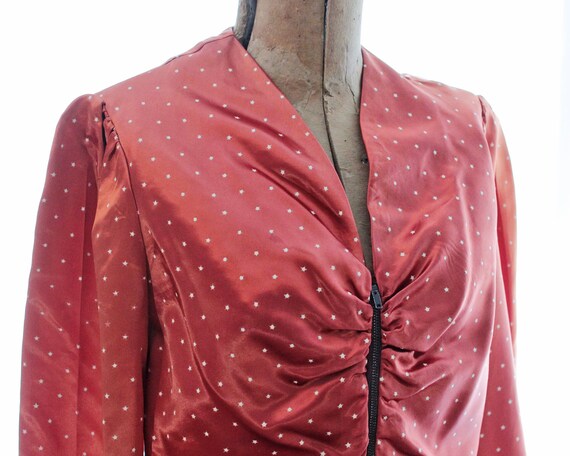 Vintage 1940s rust red orange satin novelty star … - image 2