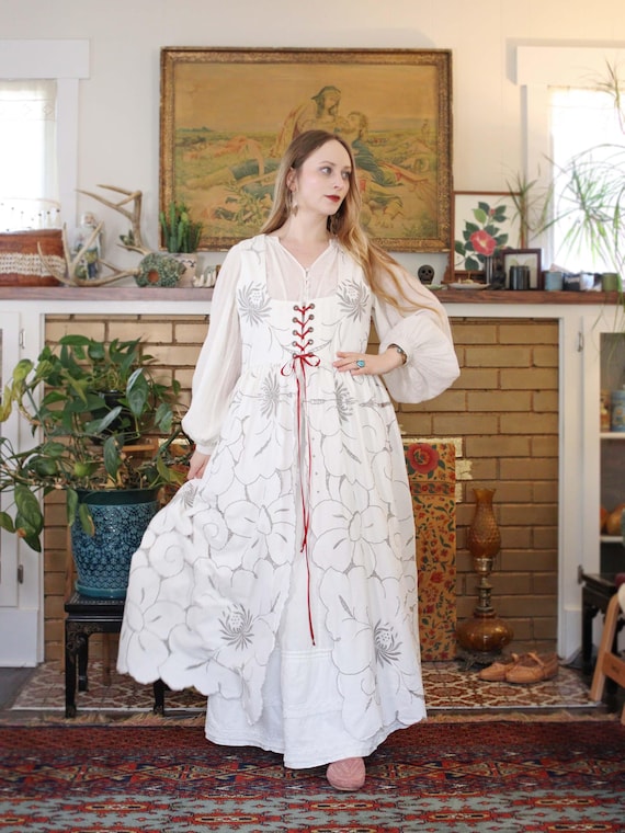 White Corset Bodice Midi Topper Dress Bridal Wedding Handmade Medieval Revival Renaissance Scoop Neck Vintage Embroidered Cotton Fabric L - Etsy New Zealand White Corset Bodice Midi Topper Dress Bridal Wedding Handmade Medieval Revival Renaissance Scoop Neck Vintage Embroidered Cotton Fabric L - Etsy New Zealand