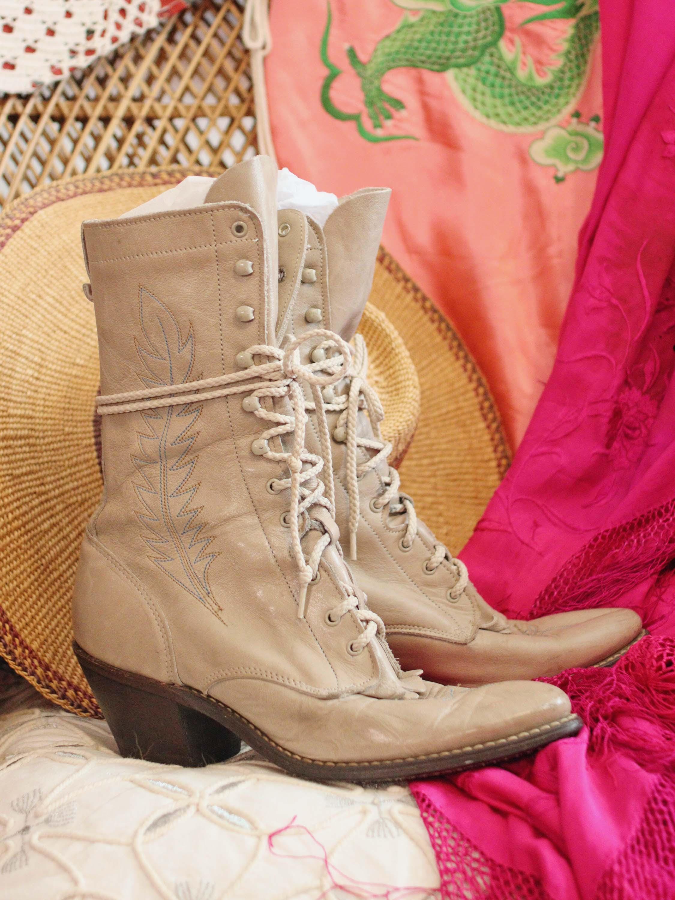 70's Vintage Lace up Boots - Etsy