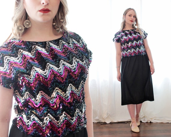 Vintage 1980s chevron striped sequin cropped top c