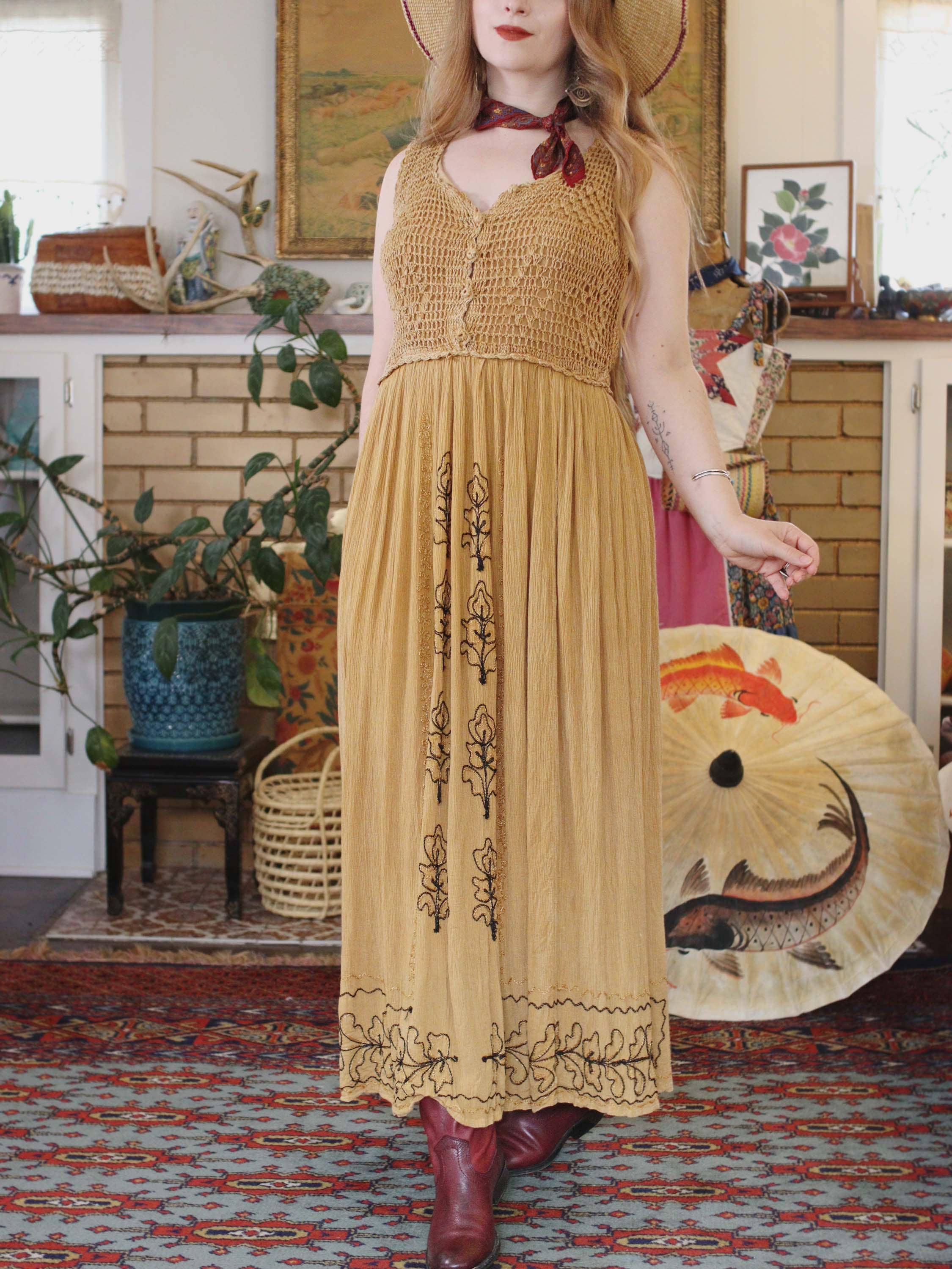 navy blue dress for baby girl '90s Y2K Late Edition Women's Black & Gold Embroidered Ruffled A-Line Dress  10