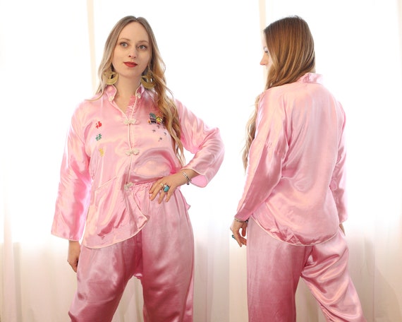 Vintage Pink Silk Satin Chinese Souvenir Pajamas … - image 4