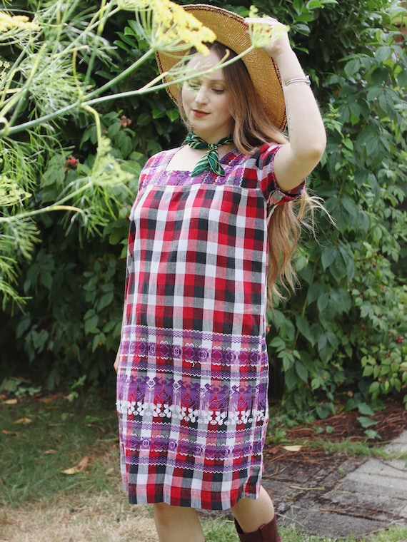 green red and white plaid dress Vintage 1960s Woven Cotton Embroidered Guatemalan Short Sleeve shift mini Black Purple Check 60s folk red tartan dress