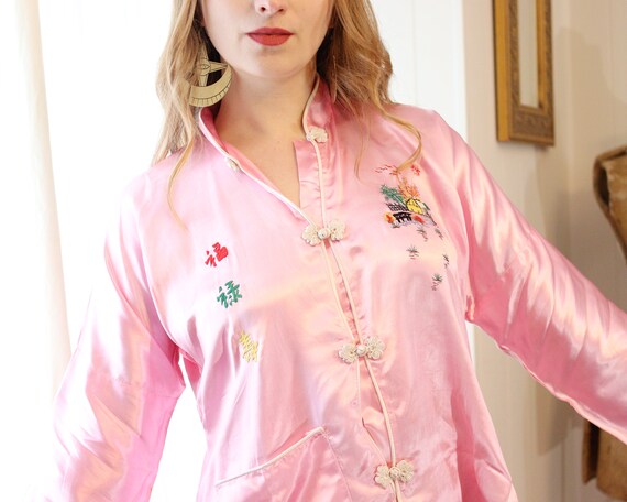 Vintage Pink Silk Satin Chinese Souvenir Pajamas … - image 3