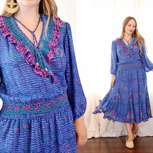 Vintage 1980s Diane Freis style Artsy Geometric Ruffle Wrap Front Elastic Waist Midi Dress vivid blue pink beaded ties