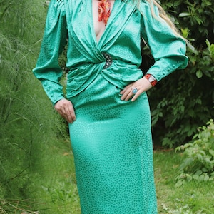 francesca's green dress The Proper Peony Classic Francesca Flower Dress (Green Floral) – JAGS SHOP main image 1