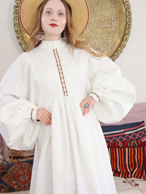 Vintage 1970s Ivory Maxi Dress With Dramatic Puffed Lantern Poet