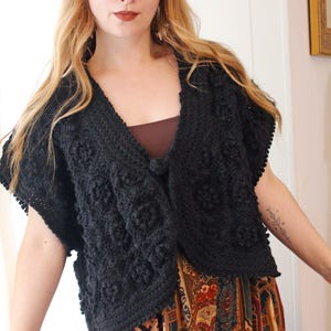 Vintage black hand knit crochet boxy short drop sleeve cardigan sweater shrug whimsigoth boho goth style bobble flower print