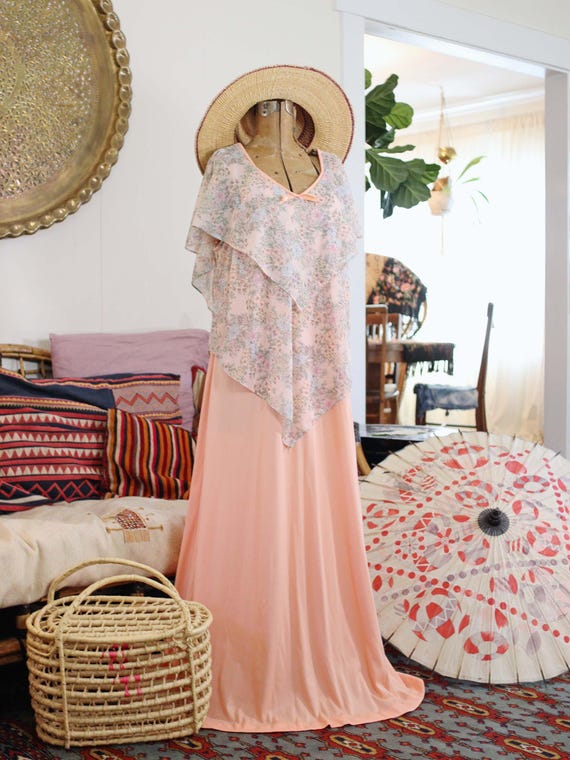 cotton midi dress casual Quick Responses Blue T-shirt Dress, Small - The Mint Julep Boutique rtwr Hand wash or gentle Topshop Lace Ruched Front Color:PASTEL CORAL