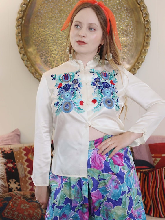 Vintage Embroidered White Silk Satin Chinese Style Pajama Blouse