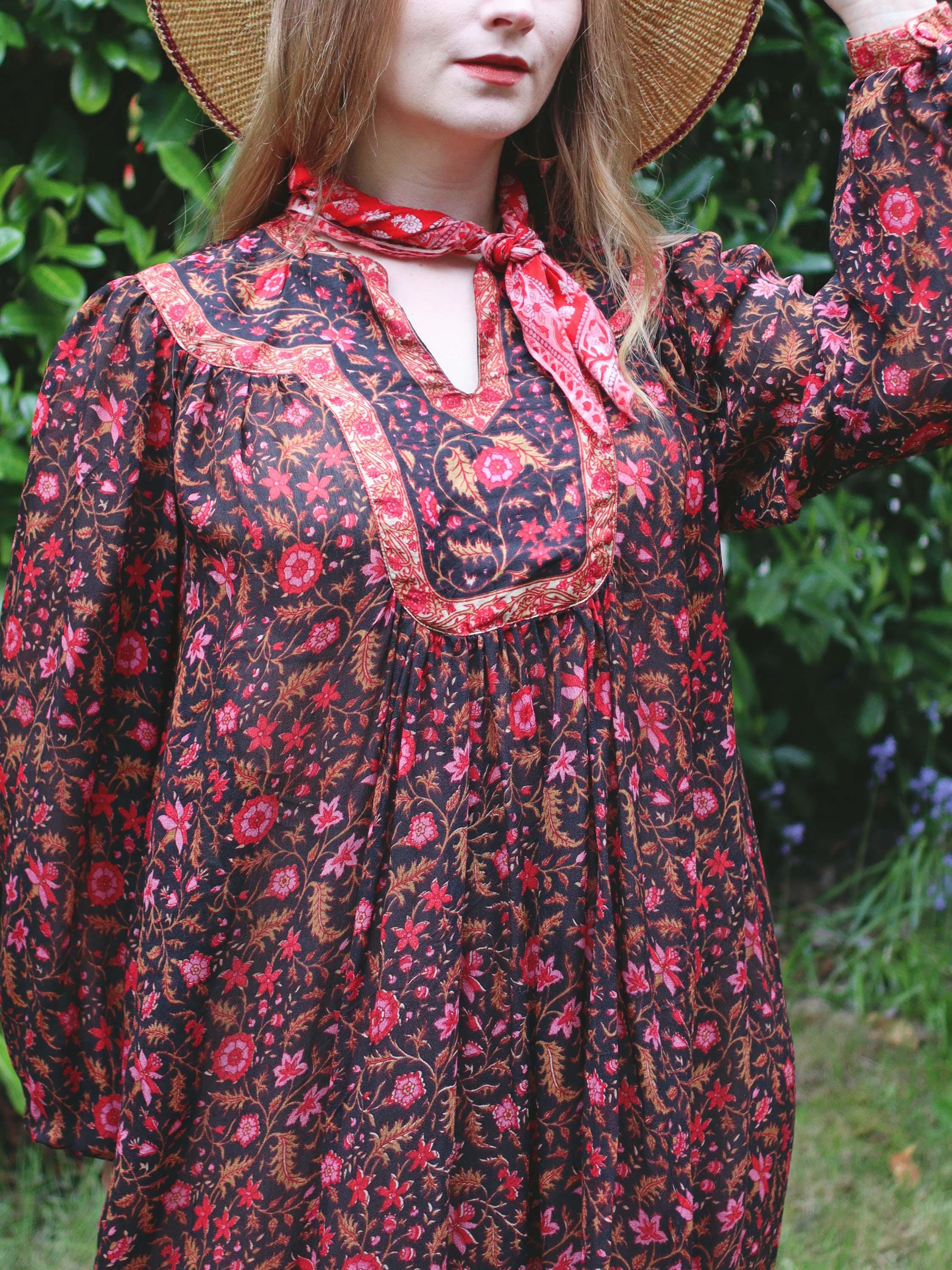 シルクRitu Kumar for Judith Ann ぼたん花柄ワンピース 70s Vintage Ritu Kumar Judith Ann Silk Floral Block Print