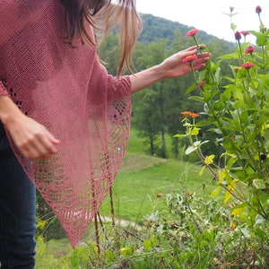 Poncho Knitting Pattern Claire image 3