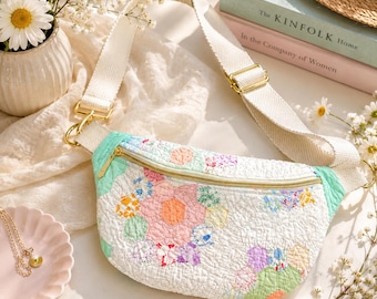 Vintage Quilt Fanny Pack | Flower Quilt Crossbody Bag | Upcycled Patchwork Belt Bag | Adjustable Strap | Handmade Boho Hip Bag Free Shipping