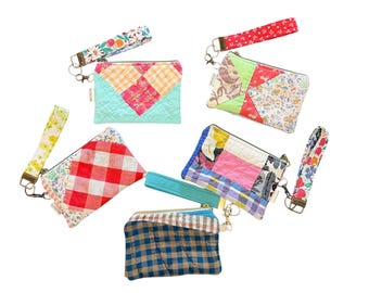 Vintage Quilt Keychain Wallet with Wristlet | 4x6 Zipper Pouch | Floral Coin Purse | Small Card Holder | Handmade Gift for Her