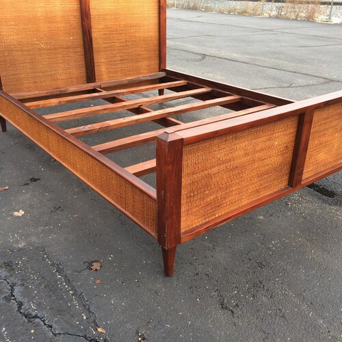 Vintage Queen Size Brass Bed Frame Porcelain Floral Accents Etsy