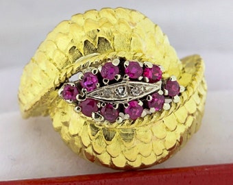 18K Yellow Gold Dragon Scale Pattern Ruby and Diamond Eye Ring Fish Scale Vintage