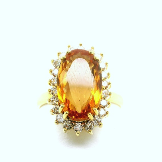 18K Yellow Gold Topaz Ring