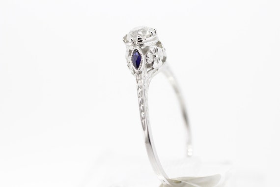 1920s Floral Diamond Ring - image 5