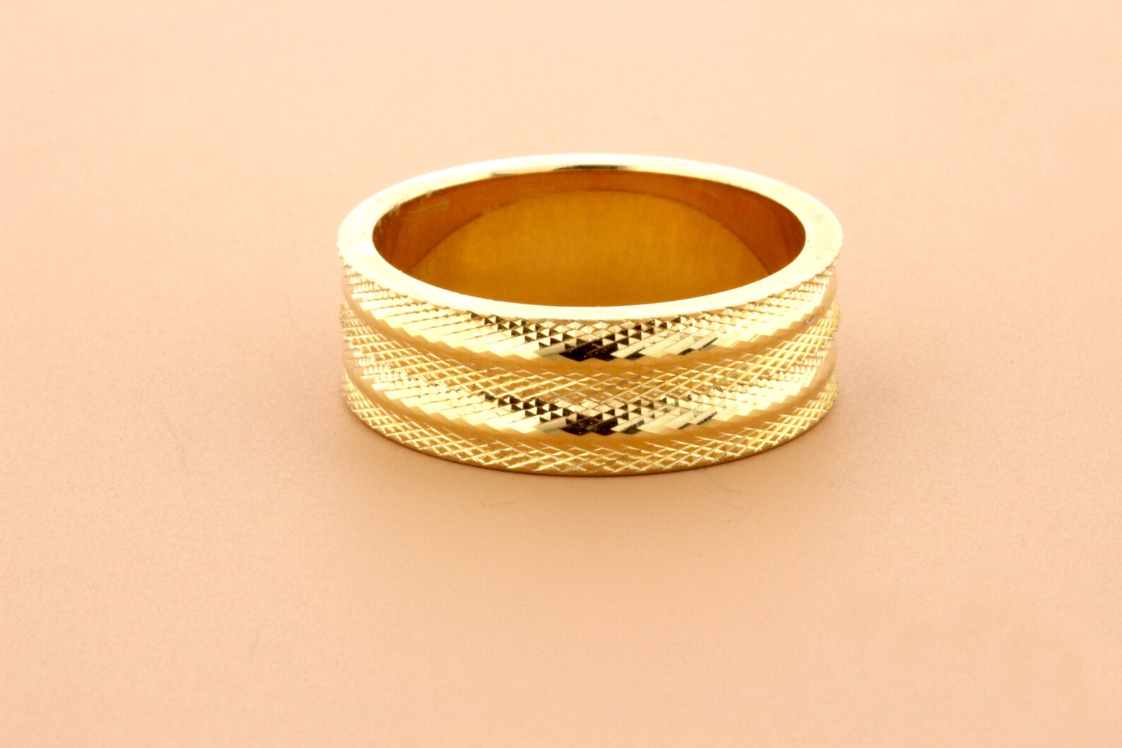14K Yellow Gold Diamond Cut Pattern With Wave Pattern Wide - Etsy