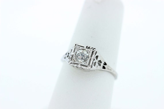18K Filigree Diamond Ring with Bows and Flowers  - image 4