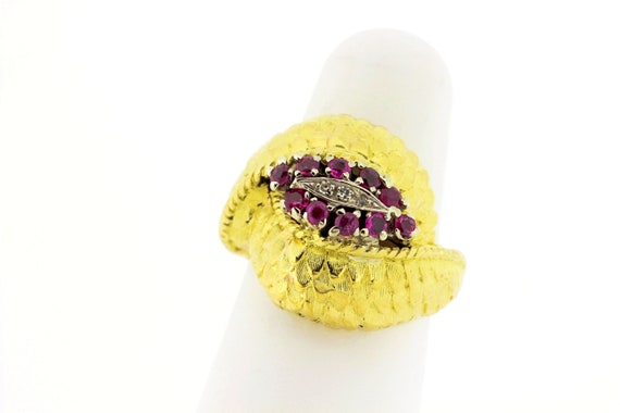 18K Yellow Gold Vintage Dragon Scale Pattern Ruby… - image 3