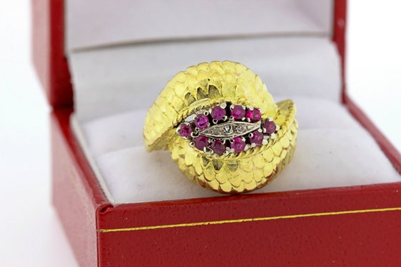 18K Yellow Gold Dragon Scale Pattern Ruby and Dia… - image 9