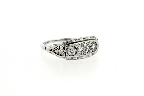 1930s 18K White Gold Lily Pad Filigree Ring with … - image 1