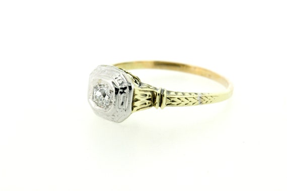 14K Solitaire Diamond Ring with Tulip and Chevron… - image 3