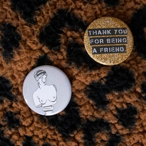 Thank you for being a friend pin gold glitter golden girls 1 1/2 inch button. blanche, dorothy, sophia, rose cute glitter accessory image 4