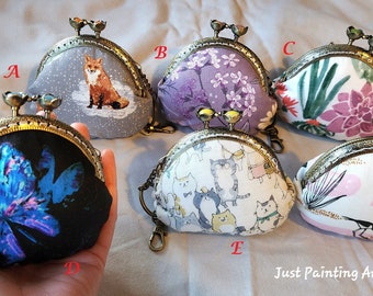 Handmade flora/animal clasp coin purse with keychain