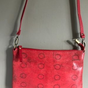Red Cross Body Bag Red Leather Bag Red Wristlet Abstract Pattern Cross body Purse Women&#39;s Red Shoulder Bag Red Clutch Red Leather Handbag