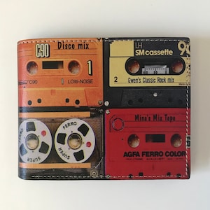 Billetera con diseño de casete Billetera delgada plegable de cuero colorido con cintas de casete Regalos de la cultura pop de los años 80 Billetera hipster