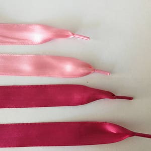 Cadarços de cetim rosa, cadarços de cetim Fuschia de 47 polegadas de comprimento, cordão com ponta, cadarços de fita de cetim, cadarços para tênis