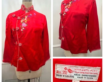 Vintage 1940s Red Cheongsam traditional Chinese jacket frog closures hand embroidered