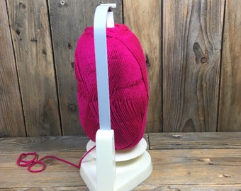The Wool Jeanie - Yarn Holder With Spare Spindle — Ewe Wool Shop
