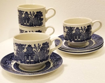 Set of 4 - Blue Willow Cups and Saucers - Vintage 1980s - Churchill of England - Excellent Condition