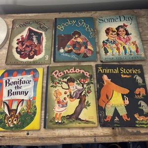Vintage Children&#39;s Story Books: Pied Piper Set of 6