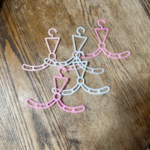 Set of 5 Vintage doll hangers - plastic doll hangers