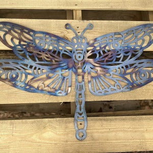 Arte de pared de metal con libélula de colores llamativos, GRANDE {para interior y exterior}