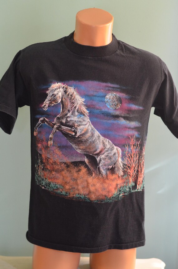 Vintage 90s T-shirt Wildlife Wild Horses Stallions Conservation
