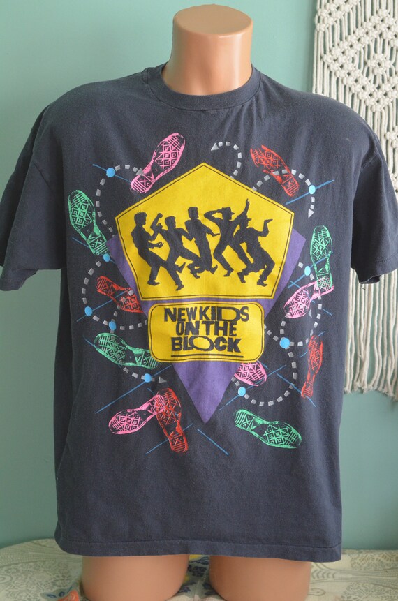 Vintage 80s T-Shirt New Kids on the Block NKOTB C… - image 2