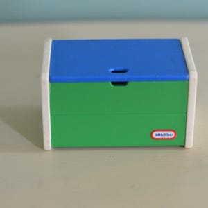 Vintage 80s Little Tikes DOLLHOUSE SIZE Toy Box with Lid Pretend Play