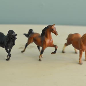 Vintage 70s Plastic Toy Horses Breyer Lot of 3 Farm Equestrian Toy