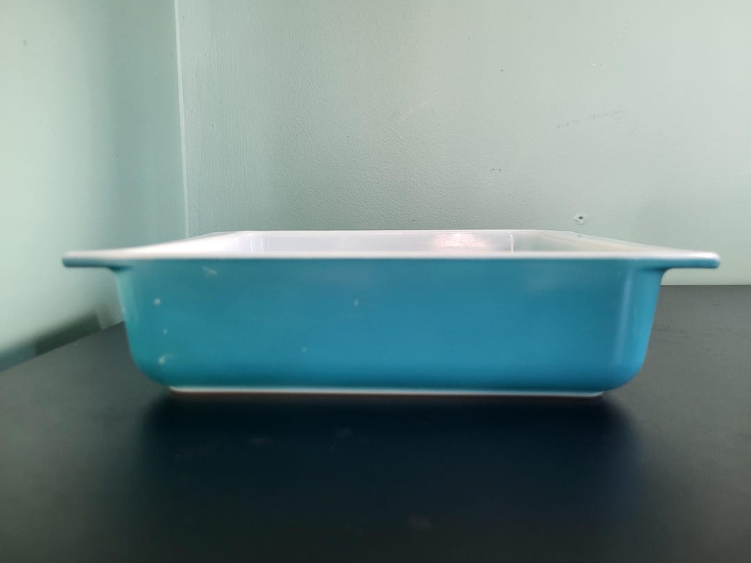 Pyrex Tan Square Vintage 70s Pyrex Turquoise Square Brownie Pan Baking Dish Casserole ...